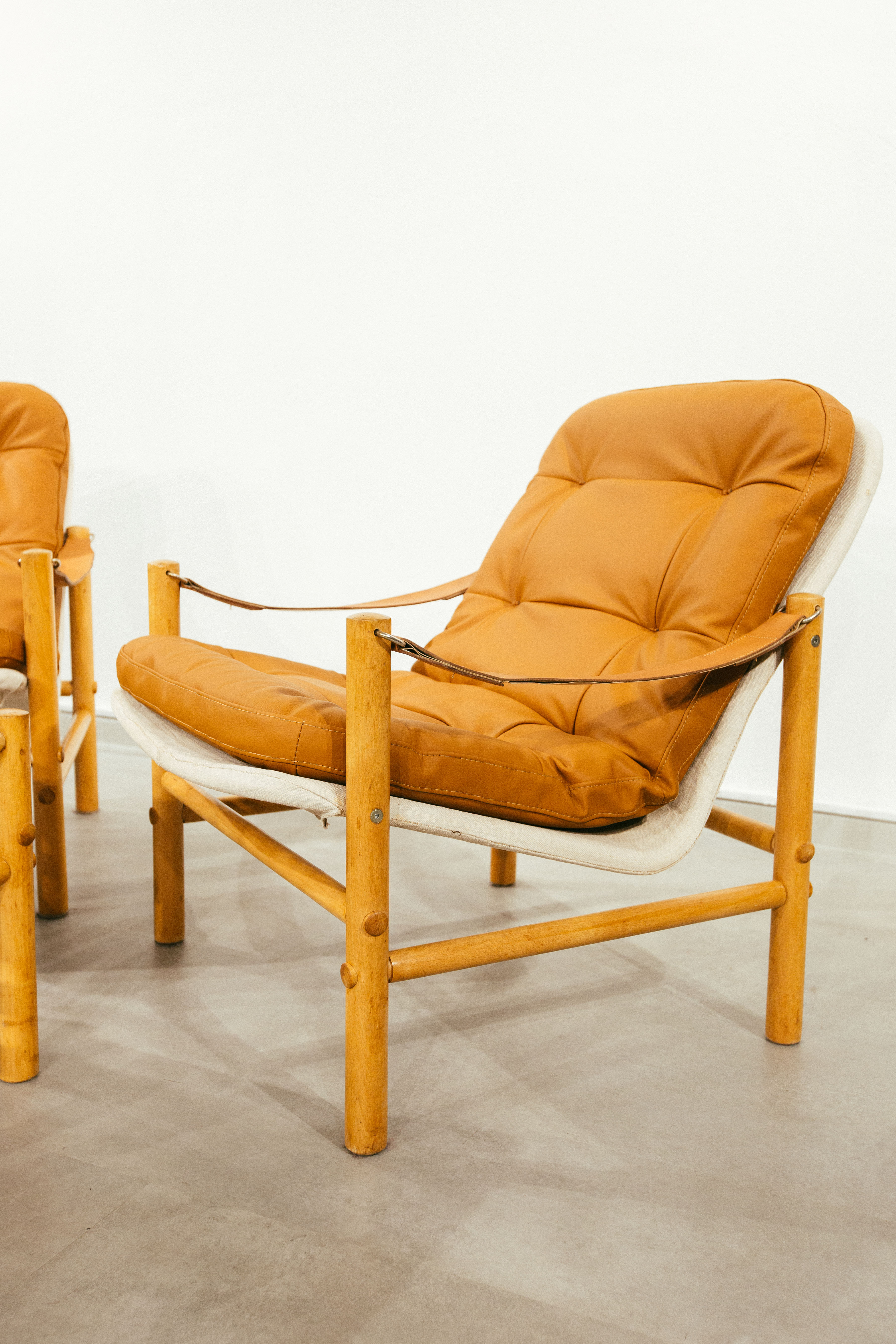 Bror Boije tasarımı 'Junker' Chair Dux marka üretimi